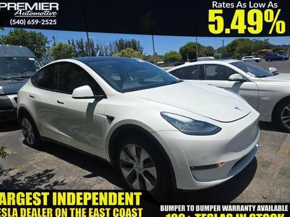 TESLA MODEL Y 2021 5YJYGDEE7MF220608 image